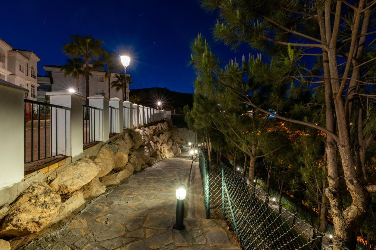 Neptuno Malaga Apartamento De Lujo Rincón de la Victoria Exterior foto