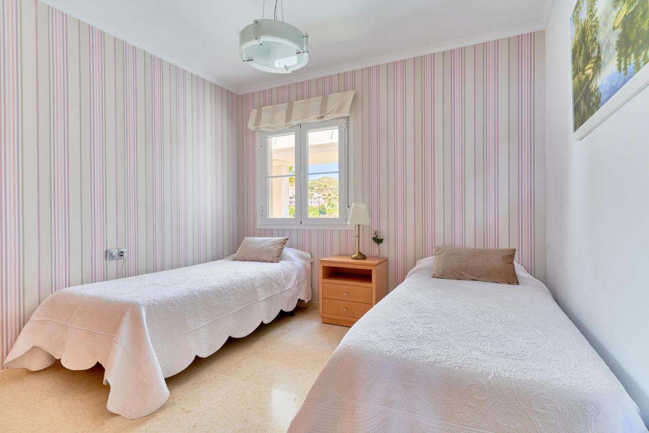 Neptuno Malaga Apartamento De Lujo Rincón de la Victoria Exterior foto